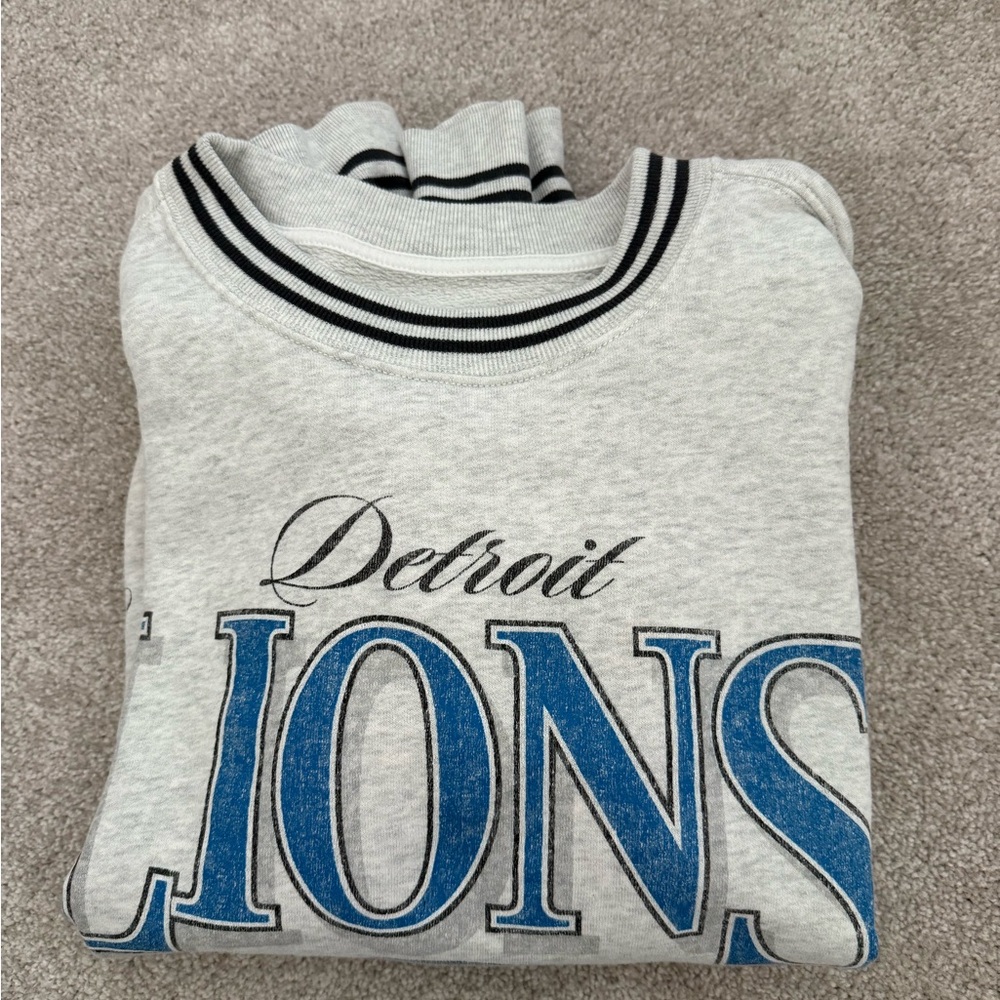 Abercrombie & Fitch Lions Sweatshirt - Gray and Blue